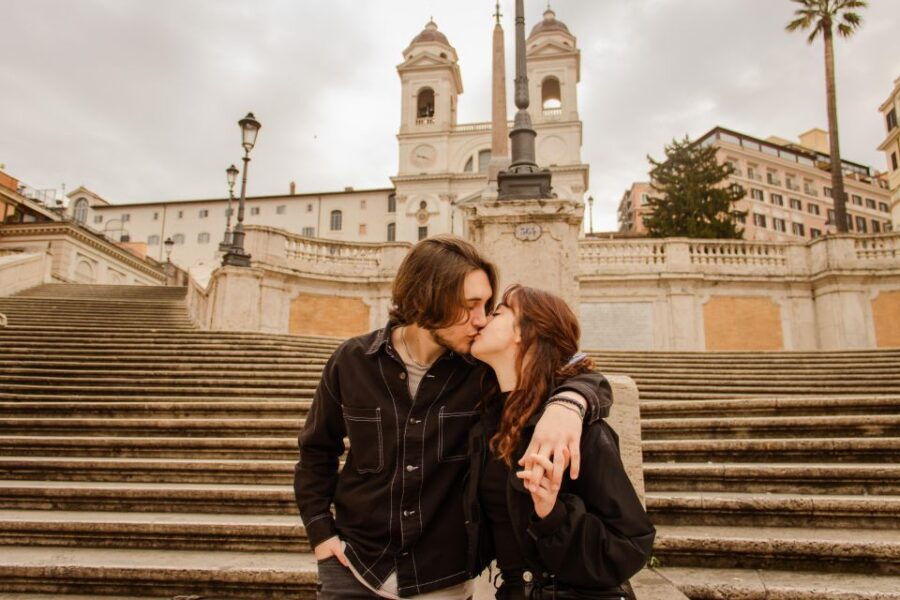 Rome: Romantic Photoshoot at Spanish Steps and Pincio - Good To Know