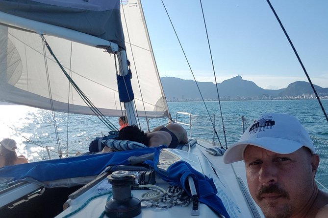 Sail Boat Tour With Snacks