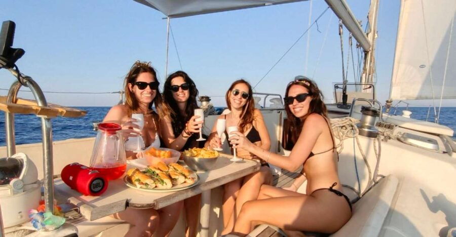 Sailboat Sunset Aperitivo in Catania - Good To Know