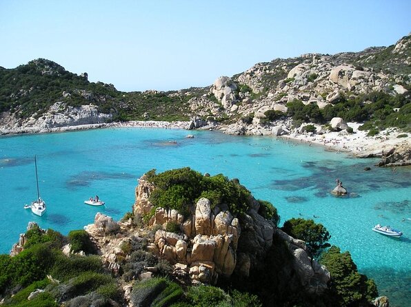 Sailboat Tour From PALAU to the Maddalena Archipelago.