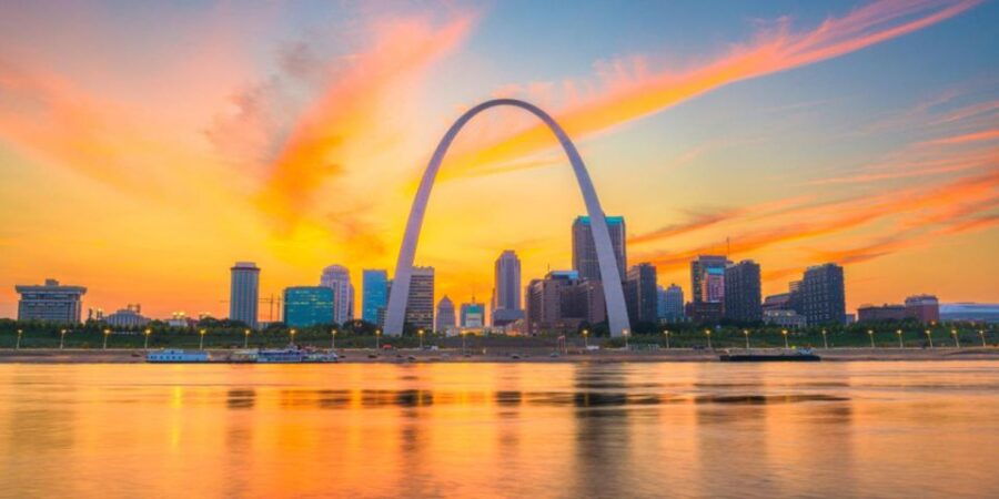 Saint Louis: Romantic Tour in The City of Love - Good To Know
