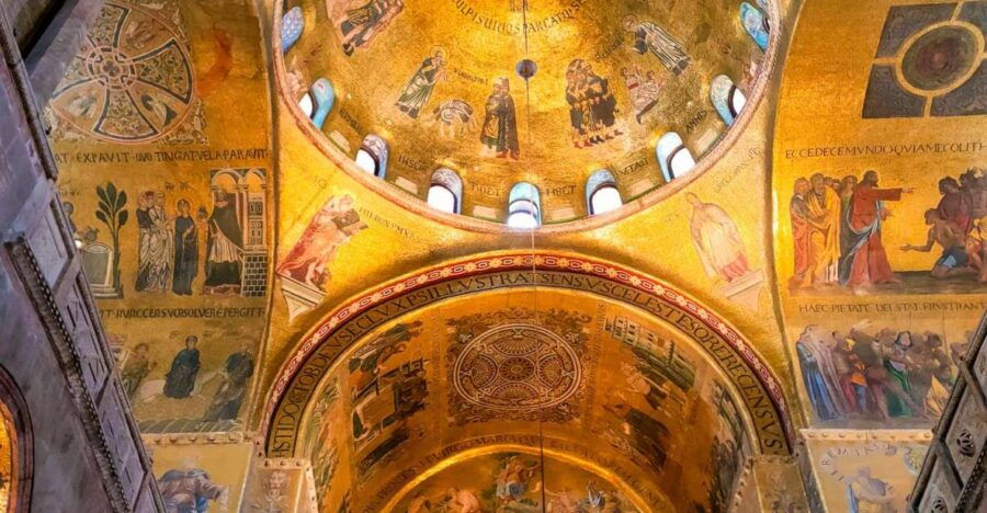 Saint Marks Basilica and Golden Altarpiece - Good To Know