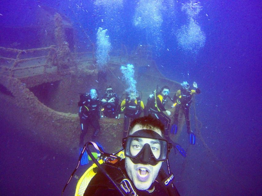 SALOU: Discover Scuba Diving Experience - Instructor and Activity Description