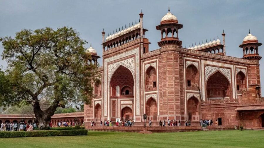 Same Day Private Taj Mahal Agra Fort Tour With Boat Ride - Itinerary