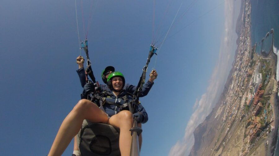 Santa Cruz De Tenerife: Acrobatic Paragliding Flight