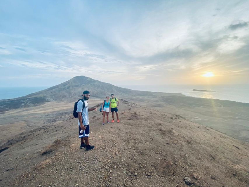Santa Maria: Guided Coastal Hike & Monte Leão Sunset - Good To Know