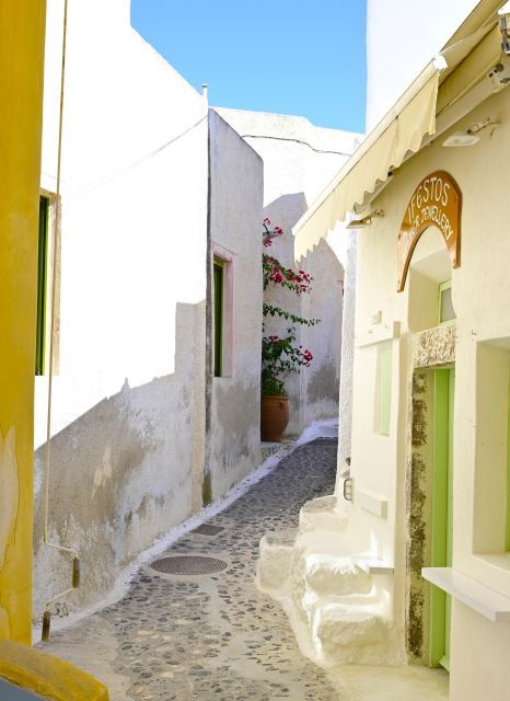 Santorini: Pyrgos and Megalochori Villages With Wine Tasting
