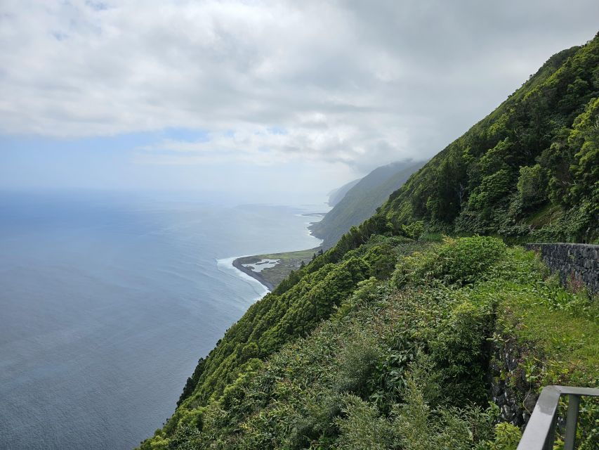 São Jorge: Island Round Trip Up to 7 Hours.