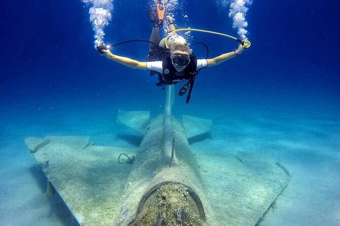 Scuba Diving in MIG-21 Wreck - Good To Know