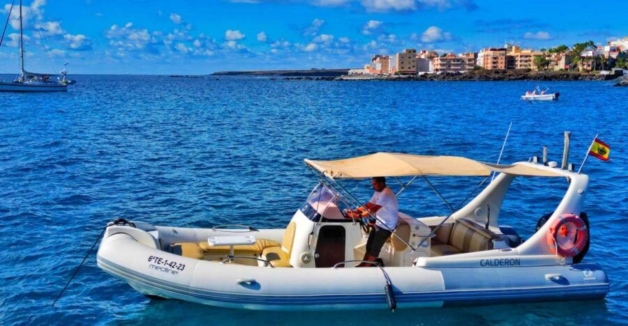Seaside Bliss: Boat, Snorkel, Sun, Sip, Snack Delights