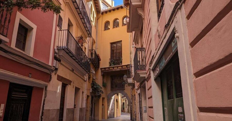 Secret Valencia Experience: The City and Its Flavors