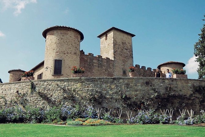 Semi Private Tour: Tuscany Wineland Safari