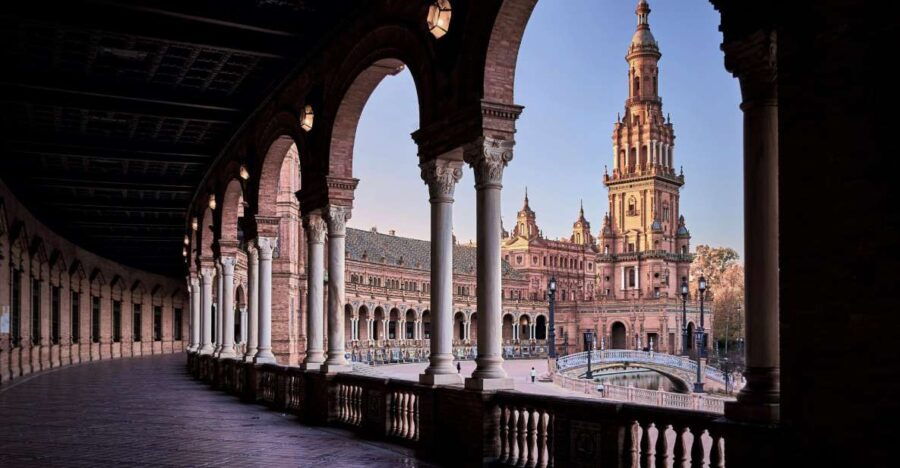 Seville: Escape Game and Tour