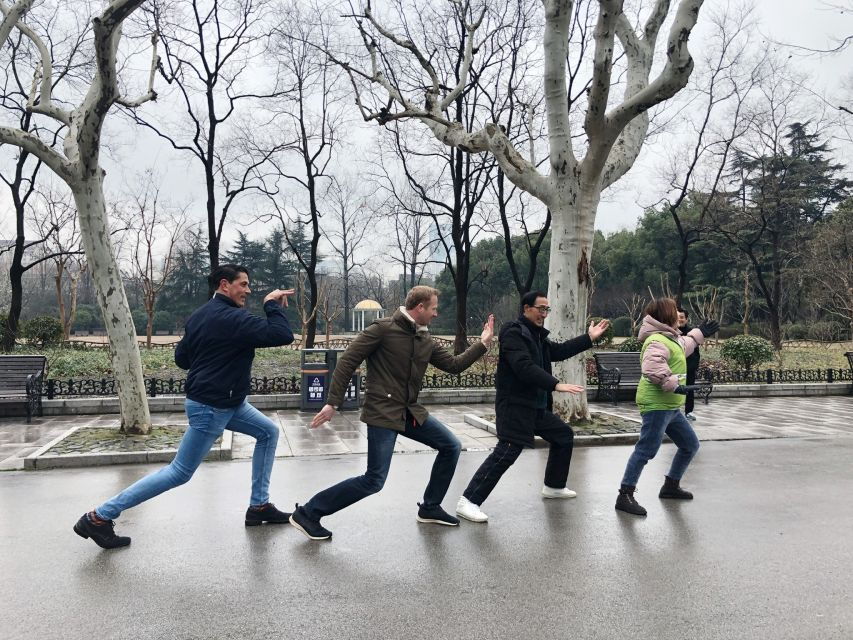 Shanghai: Small Group Bike and Ferry Half-Day Tour