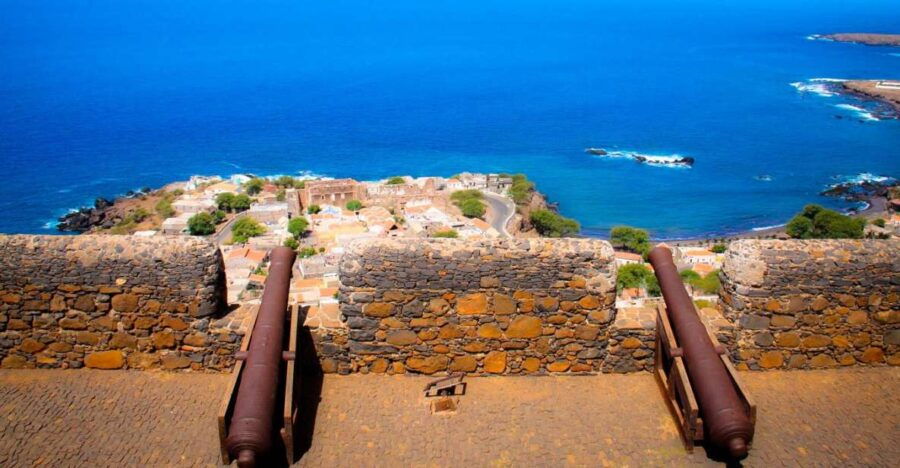 Shore Excursion: 3-Hour Praia & Cidade Velha Historic Tour