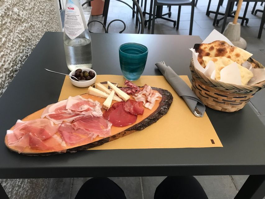 Shore Excursion From Livorno: Tuscan Villages & Chianti Wine