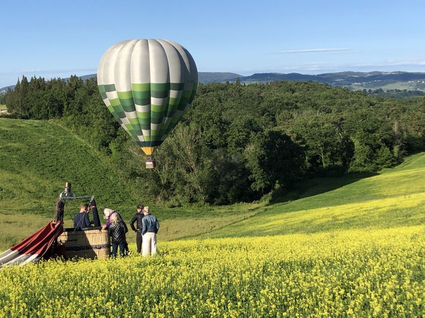 Siena: Balloon Flight Over Tuscany With a Glass of Wine