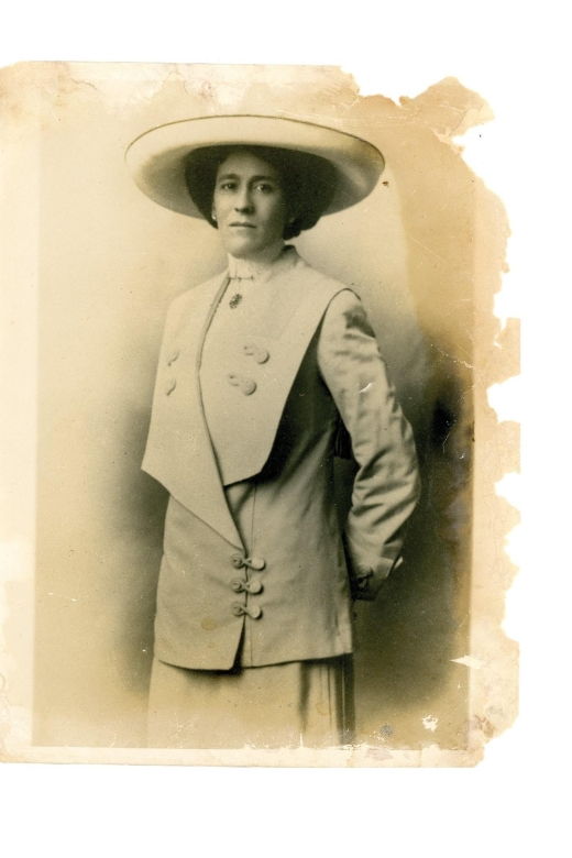 Six Women-A Historical Walking Tour - Good To Know