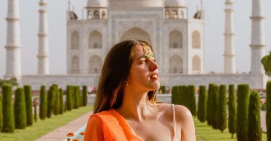 Skip the Line Taj Mahal Sunrise Tour From Delhi by Car - Language Options and Pickup Details