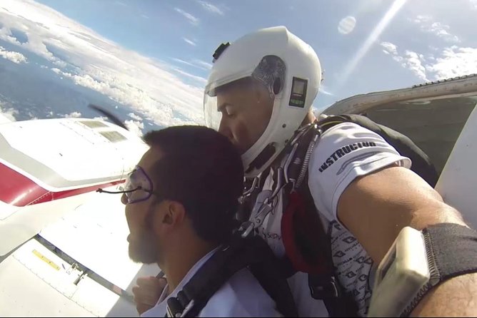 Skydiving Experience From Bogota
