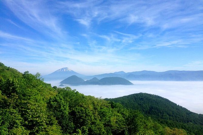 SkyExpress: Lake Toya Customised Private Day Tour (Up to 15 Passengers)