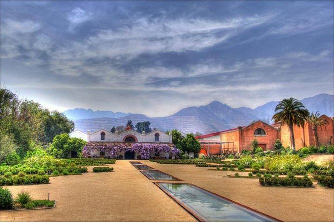 Small-Group Tour: Portillo Ski Center, Inca Lagoon Plus Premium Wineries in Aconcagua Valley