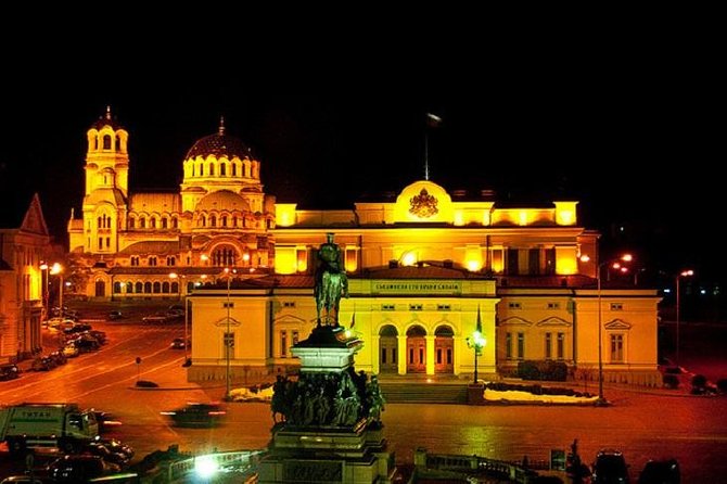 Sofia by Night Panoramic Tour With Dinner and Folklore Show - Good To Know