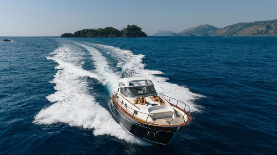 Sorrento: Amalfi Coast Sightseeing Boat Tour