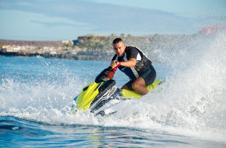 St. Julians: Jet Ski Rental in St. Georges Bay