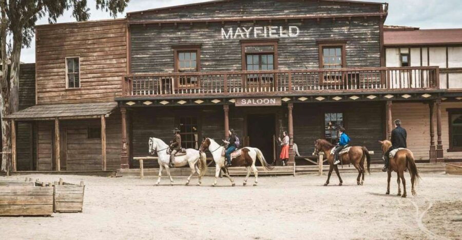 Tabernas: Transfer + Ticket Fort Bravo or Minihollywood