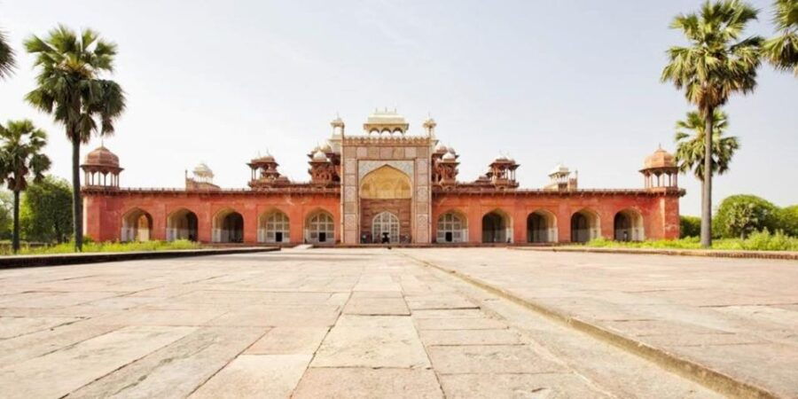 Taj Mahal, Great Akbar Tomb & Agra Overnight Tour From Delhi - Included Tour Services