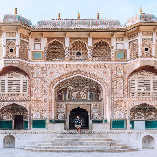 Taj Mahal Tour Guide or Agra-Delhi-Jaipur Tour Guide