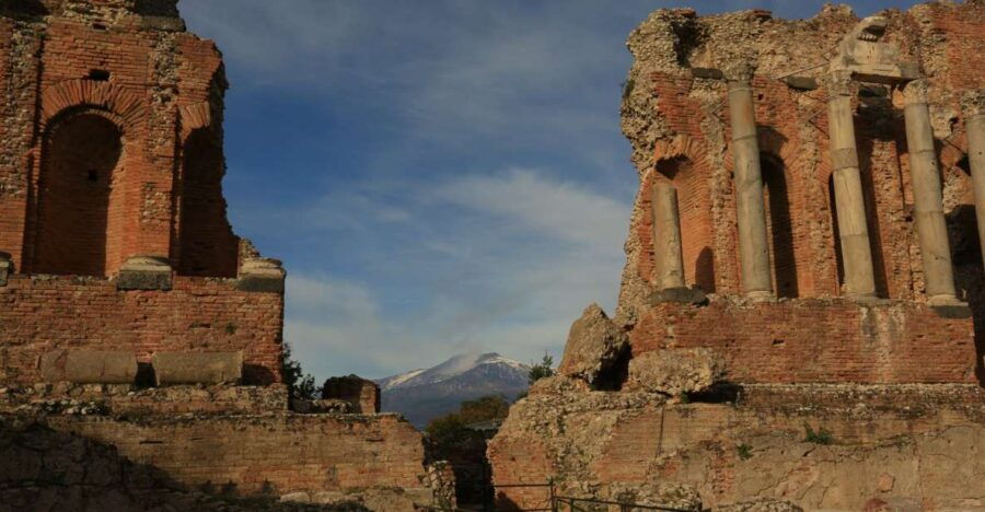 Taormina: Ancient Theater Entry Ticket and Guided Tour - Highlights of the Ancient Theater