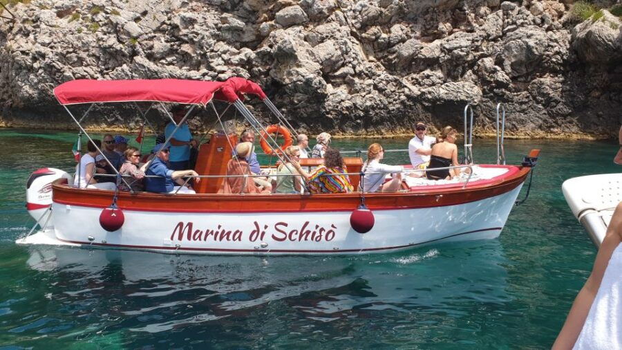 Taormina: Boat Cruise With Swimming and Aperitif