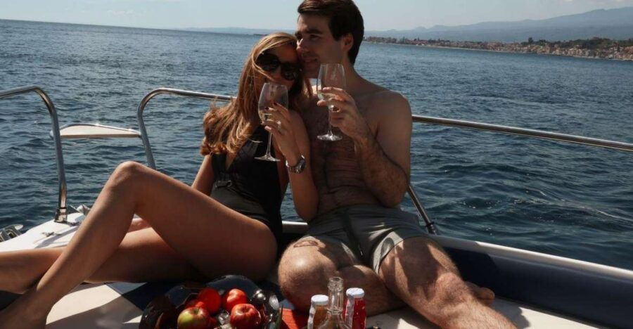 Taormina: Private Speedboat Tour