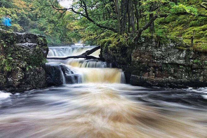 The Amazing Six Waterfalls Hiking Tour - Brecon Beacons