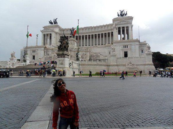 The Highlights of Rome on Board a Vintage Fiat Van and Aperitif - Good To Know