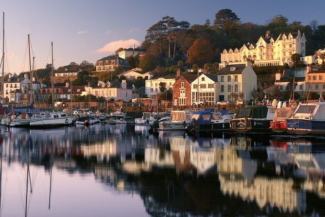 The Spectacular Coastline Boat Tour