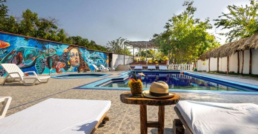 Tierra Bomba: Daytour in a Beachclub With Pool! - Activity Duration