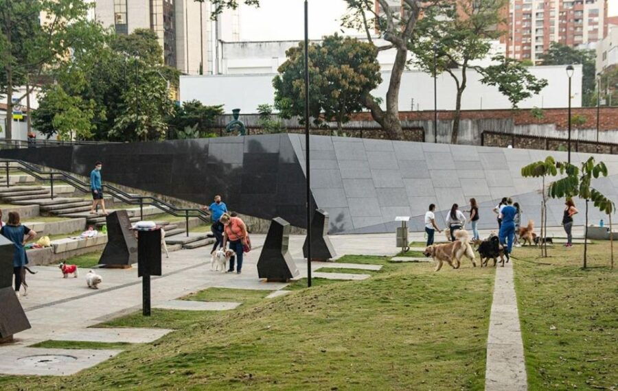 Tour Medellín: Pablo Escobar - Good To Know