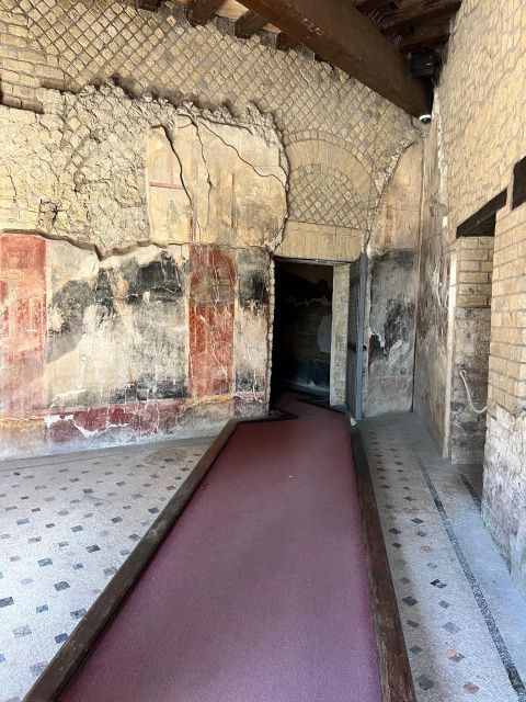 Tour Pompeii and Vesuvius