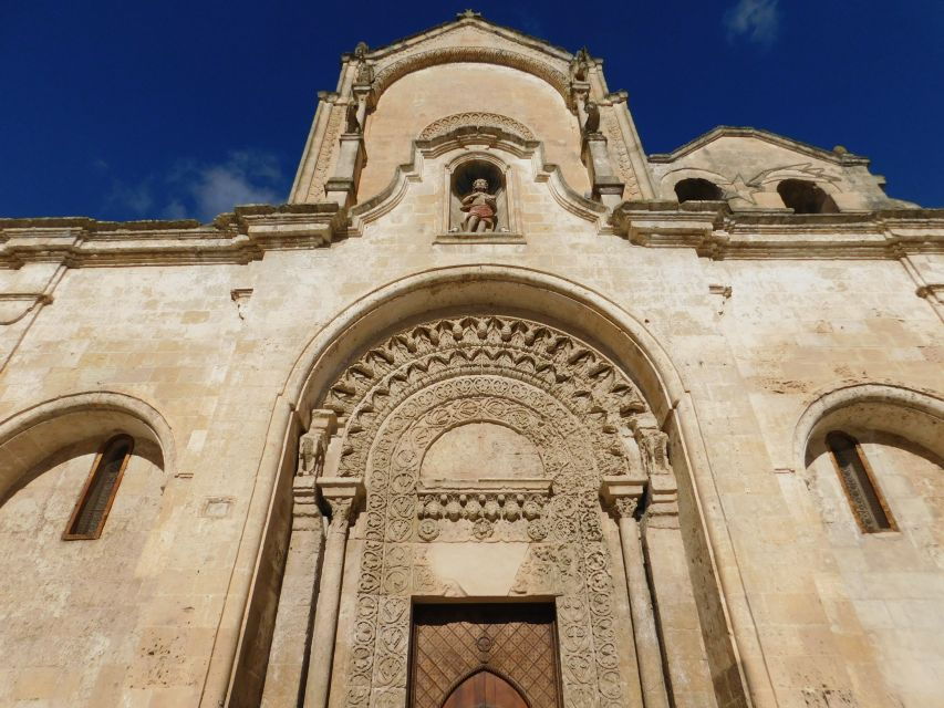 Tour & Transfer From Bari to Alberobello & Matera