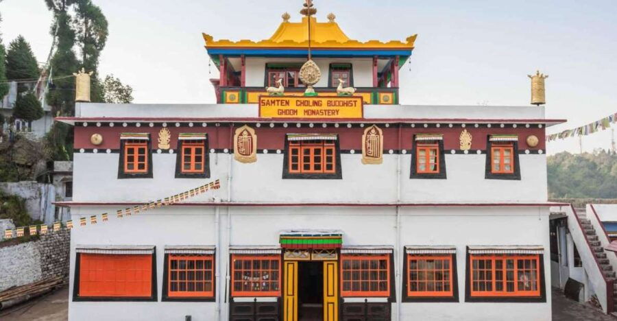 Tourisct Highlights of Darjeeling (Guided Full Day Tour) - Tour Pricing and Duration
