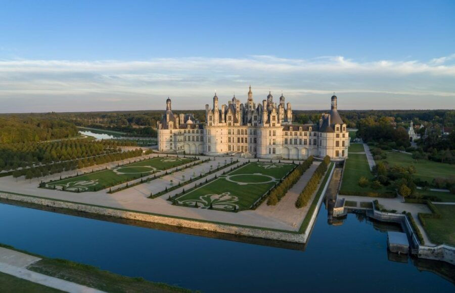 Tours/Amboise: Private Chambord and Chenonceau Chateau Tour - Tour Duration and Cancellation Policy