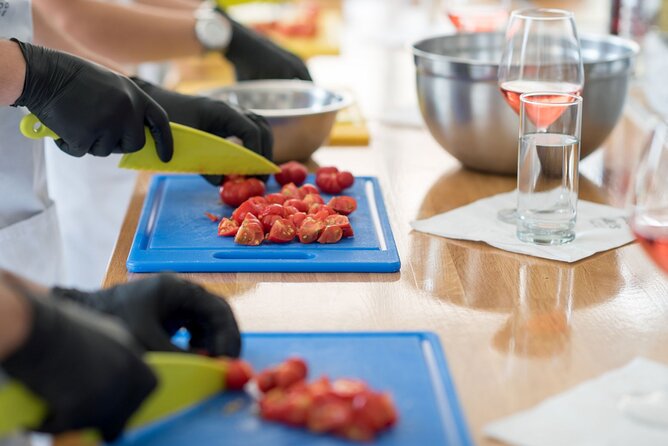 Traditional Kouzina Santorini Cooking Experience - Good To Know