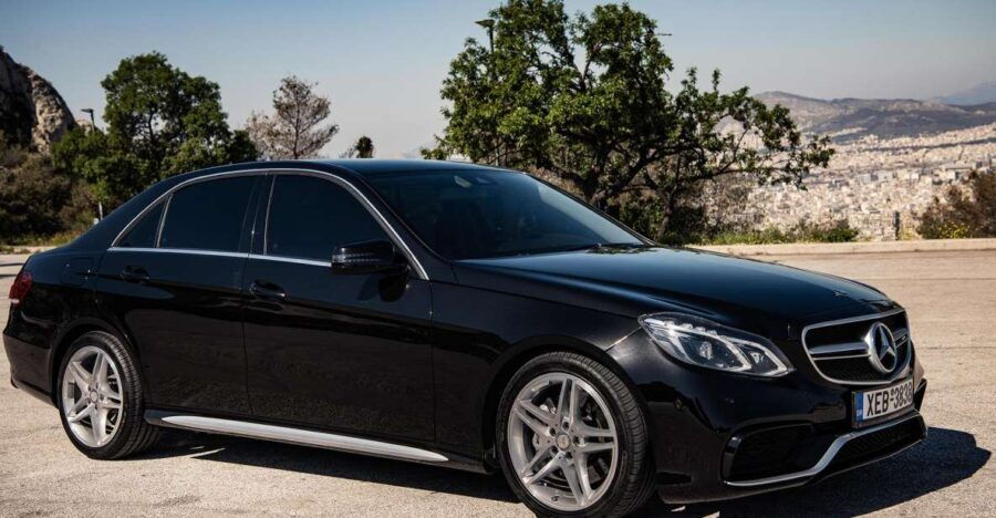 Transfer From SKG Airport to Nea Skioni - English-Speaking Licensed Drivers