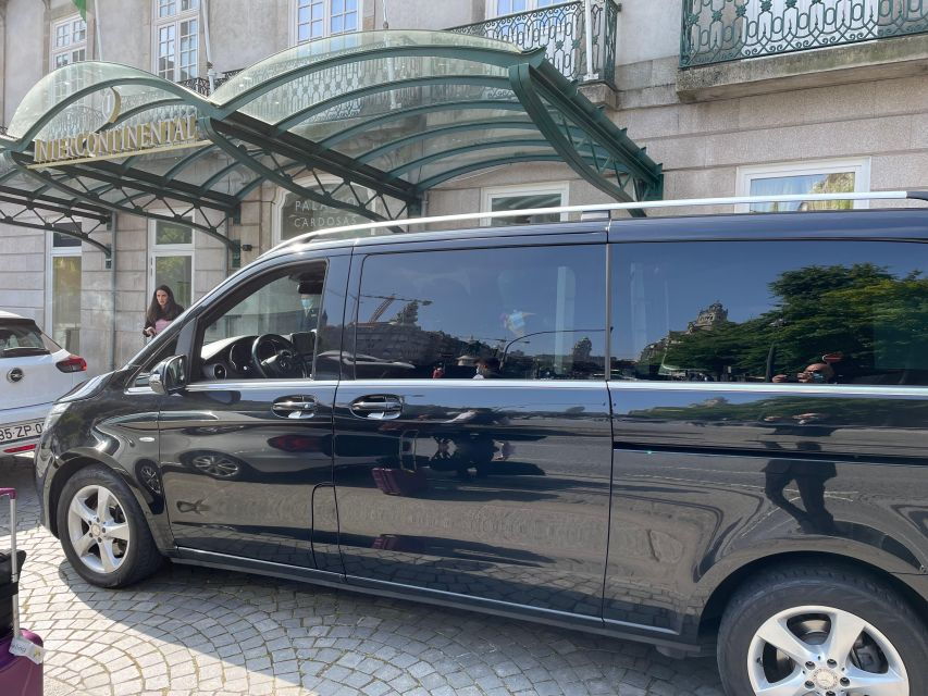 TRANSFER: LISBOA>PORTO MERCEDES V EXT LONG - Booking Information