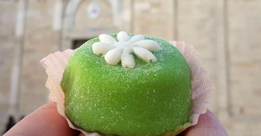Troia: Private Walking Tour With Passionata Cake Tasting