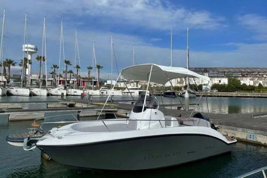 Tropea: Fabulous Boat Rental – No Boat License Needed