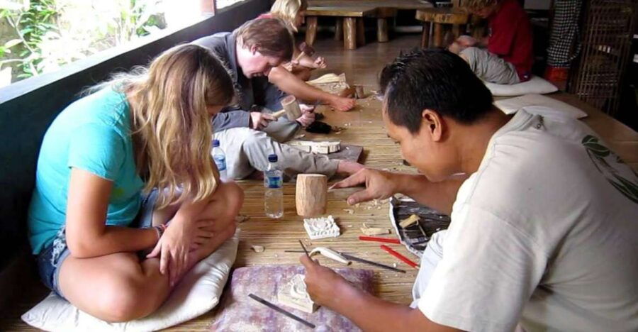 Ubud: Wood Carving Class in a Balinese Home - Booking Details